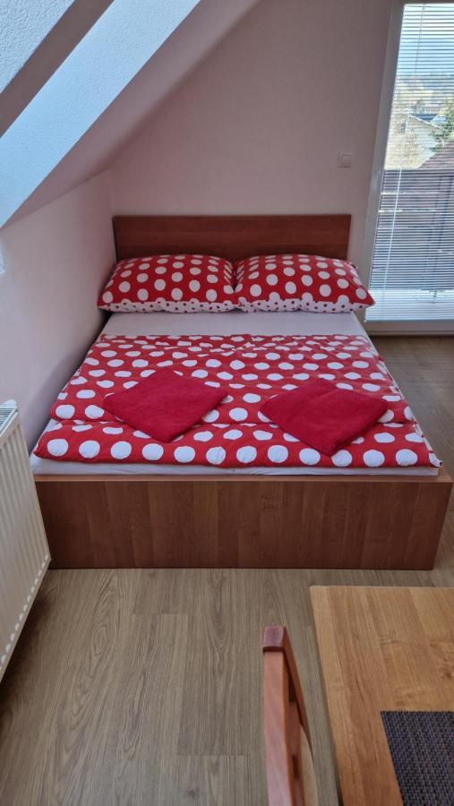 Villa Lienka Bešeňová Quarto foto