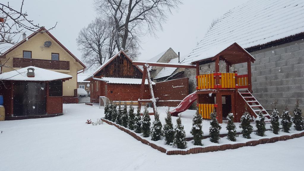 Villa Lienka Bešeňová Exterior foto